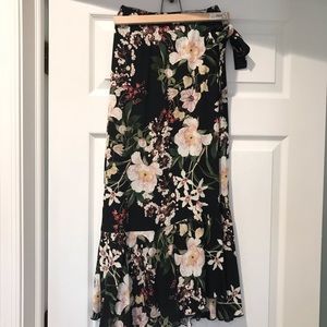 Zara Floral high waisted Wrap Skirt: Size S